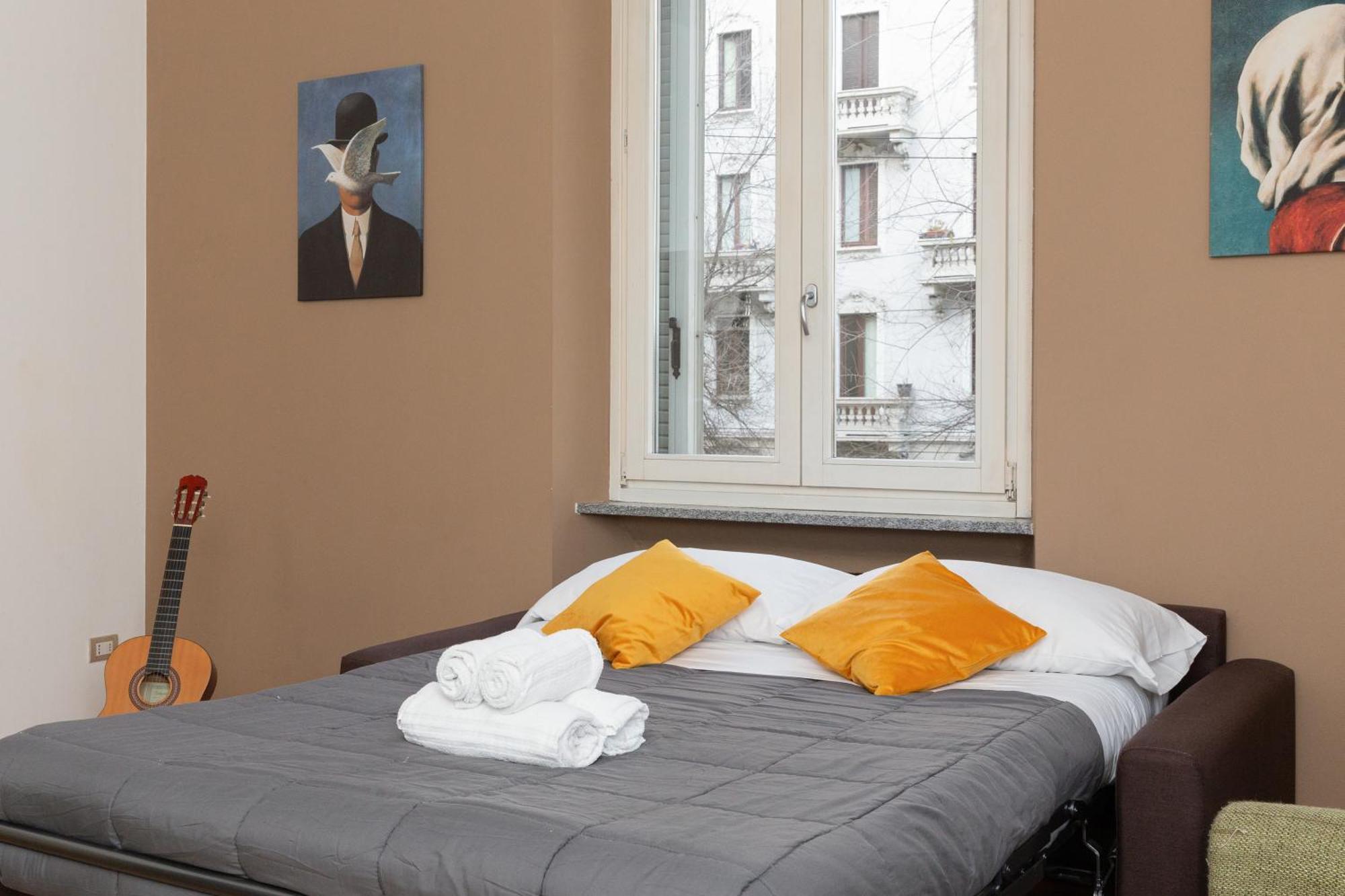 Free Parking Exclusive Apartment Magritte Style Milano Exteriör bild