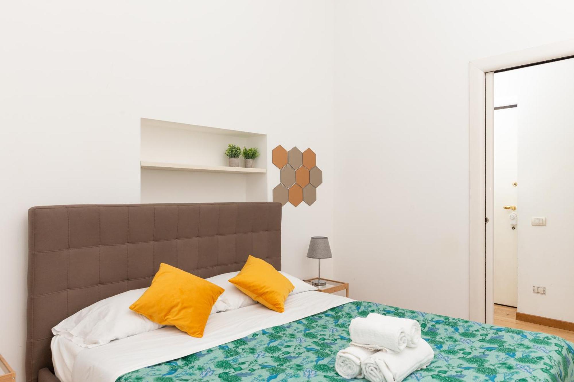Free Parking Exclusive Apartment Magritte Style Milano Exteriör bild