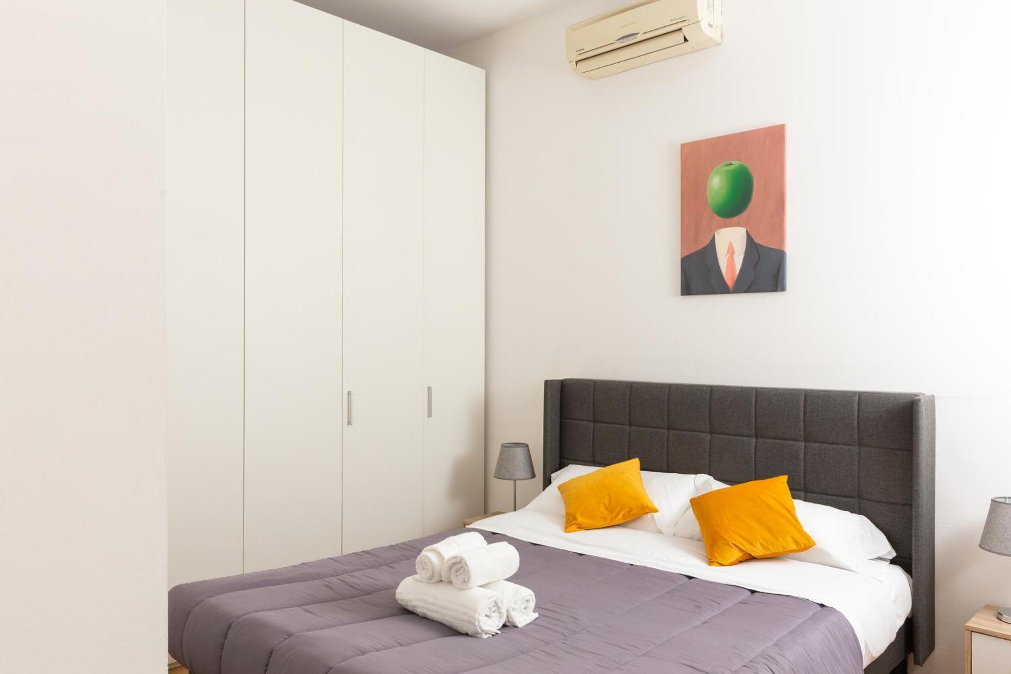 Free Parking Exclusive Apartment Magritte Style Milano Exteriör bild
